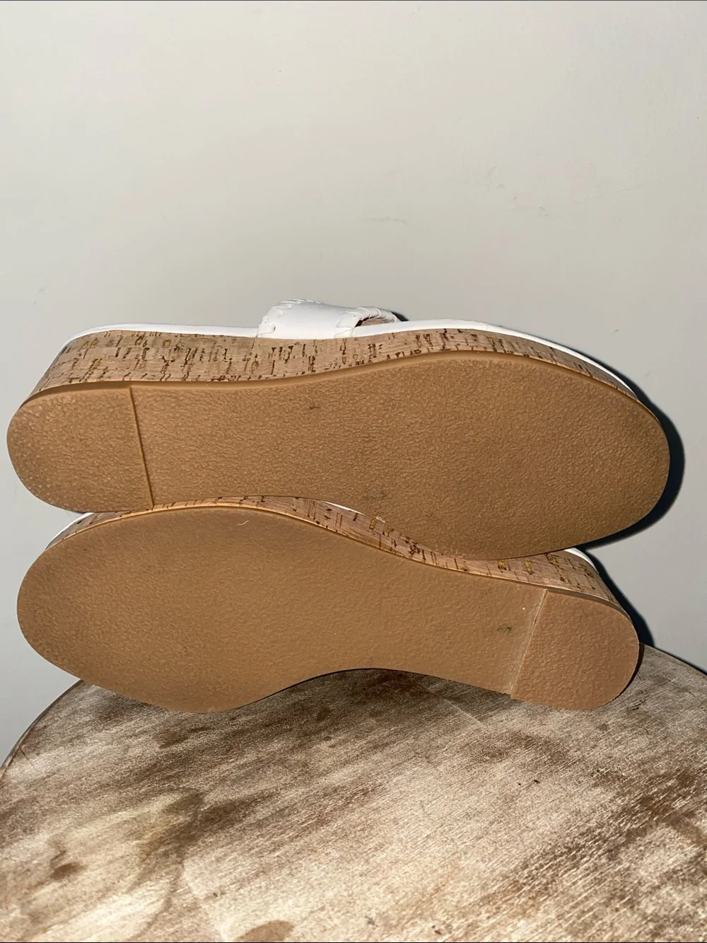 Jack Rogers White Leather Cork Thong Platform Sandals with Floral Stitching 7
